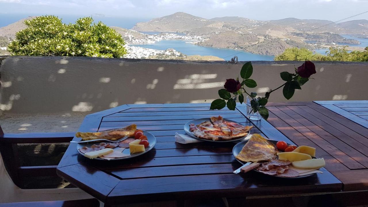 TRADITIONAL STUDIO Chora Patmos Exterior foto