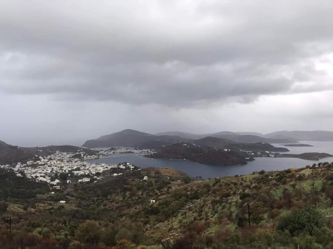 Apartamento TRADITIONAL STUDIO Chora Patmos Exterior foto