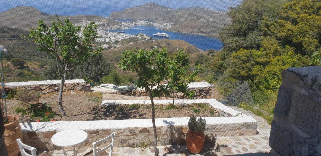 TRADITIONAL STUDIO Chora Patmos Exterior foto