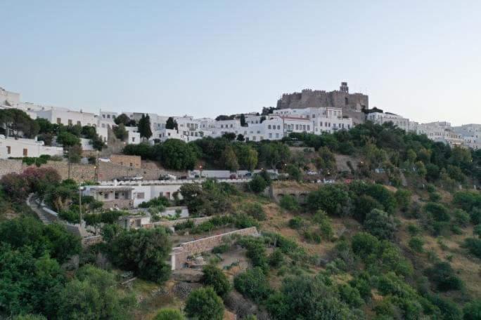 TRADITIONAL STUDIO Chora Patmos Exterior foto