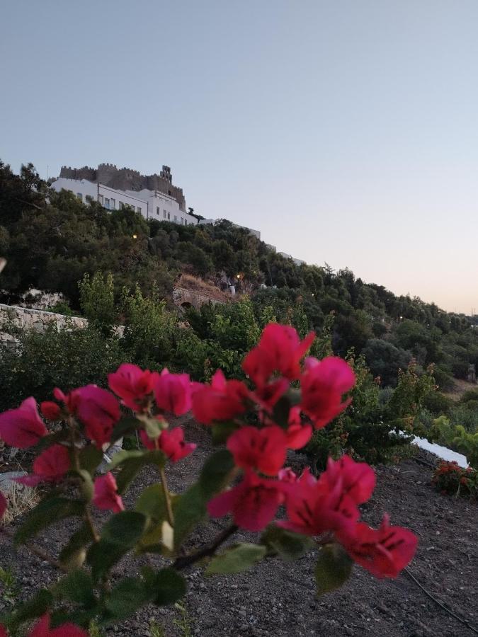 Apartamento TRADITIONAL STUDIO Chora Patmos Exterior foto