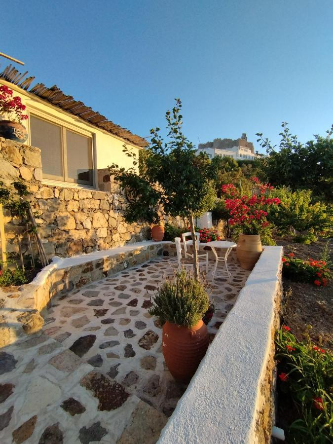 TRADITIONAL STUDIO Chora Patmos Exterior foto