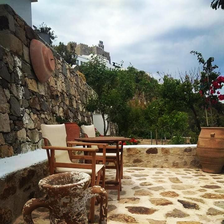 TRADITIONAL STUDIO Chora Patmos Exterior foto