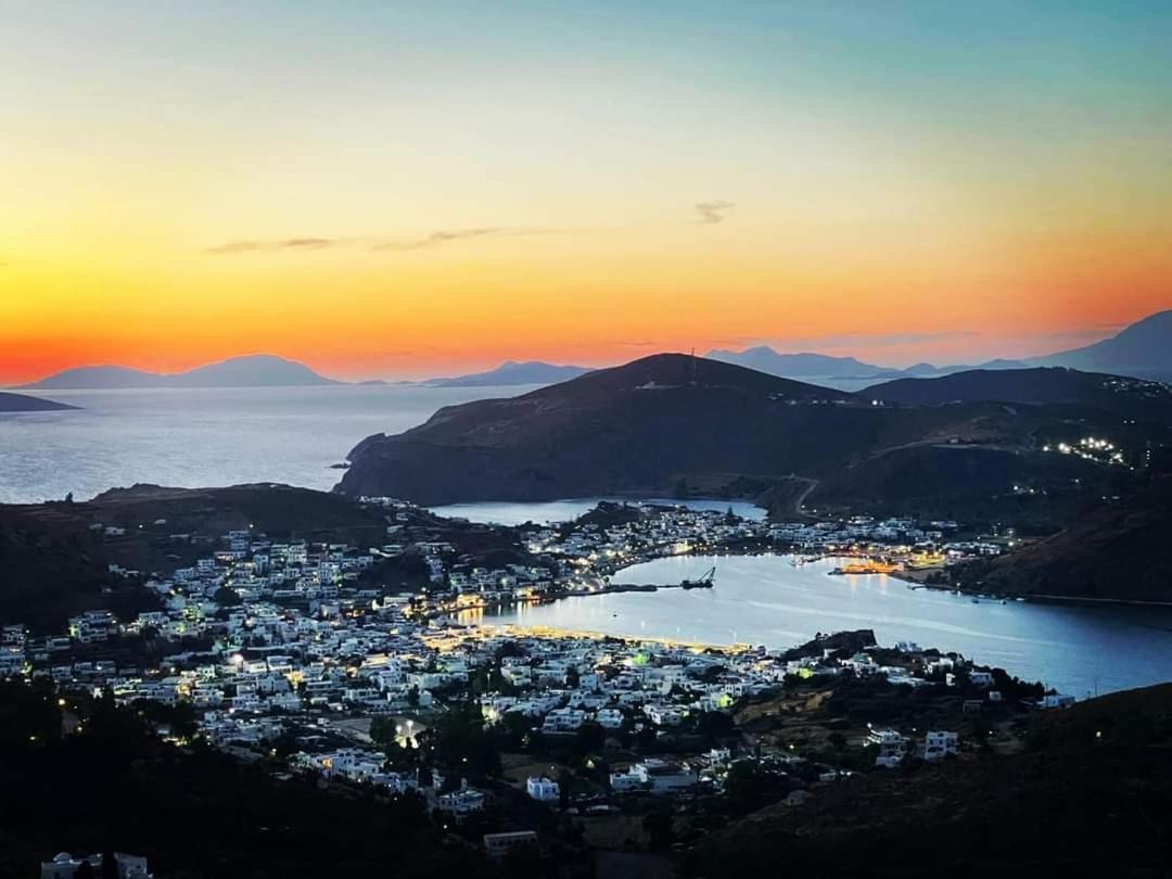 Apartamento TRADITIONAL STUDIO Chora Patmos Exterior foto